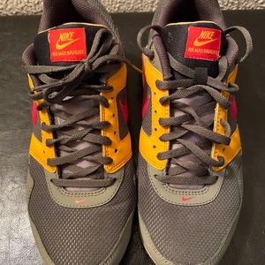 Nike Air Max size 7Y